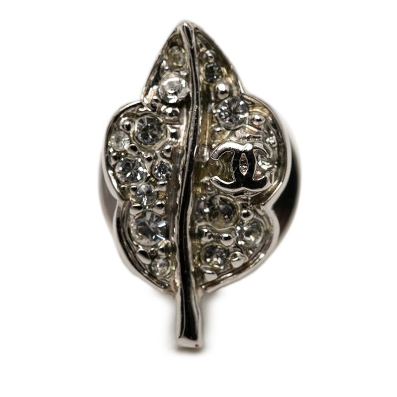Chanel Motif 07 Silver tale Line Strike 1 Brooch