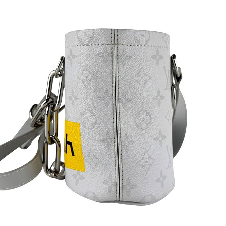 Louis Vuitton Shoulder Bag White Monogram — view 3