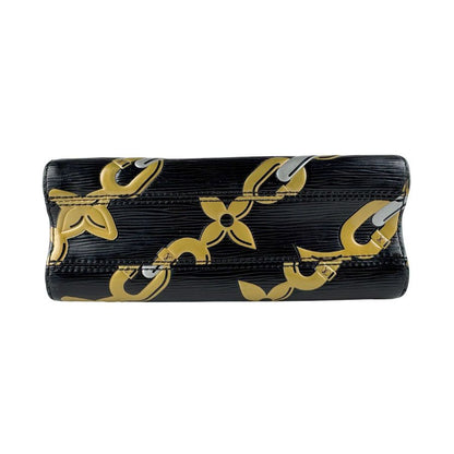 Louis Vuitton Shoulder Bag MM — view 4