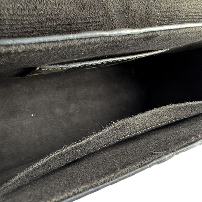 Louis Vuitton Shoulder Bag MM — view 5