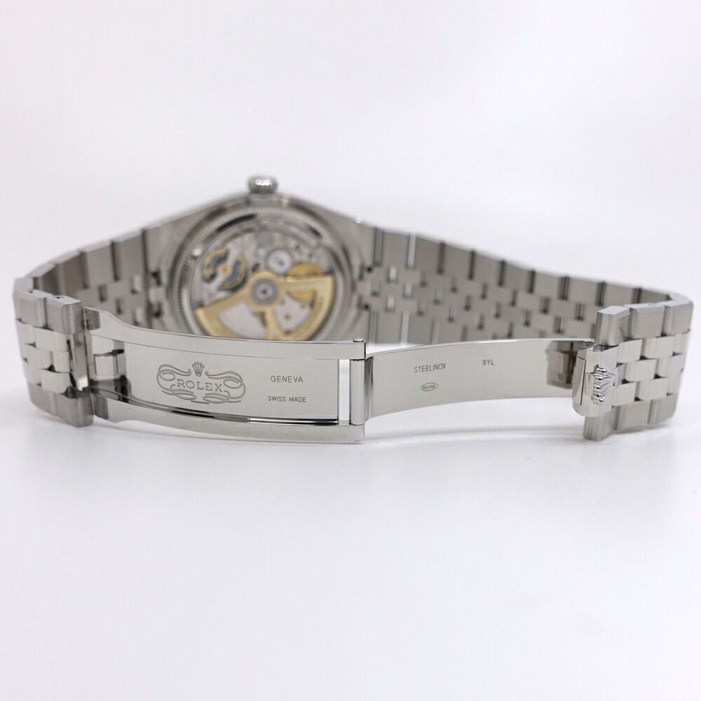 Rolex Land White Dial Honeycomb Motif Flat Jubilee — view 7