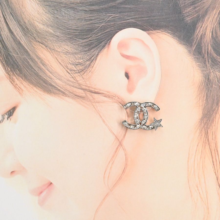 Chanel Earrings Silver — view 5
