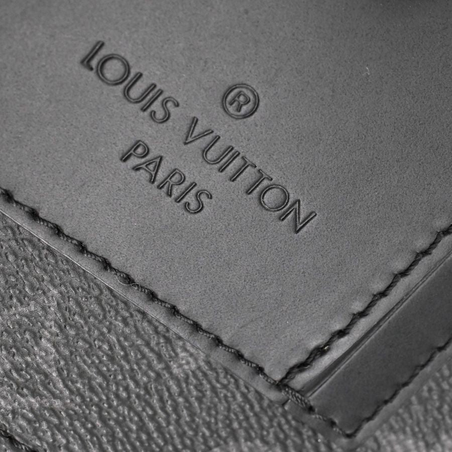 Louis Vuitton Shoulder Bag Messenger Voyage PM — view 9