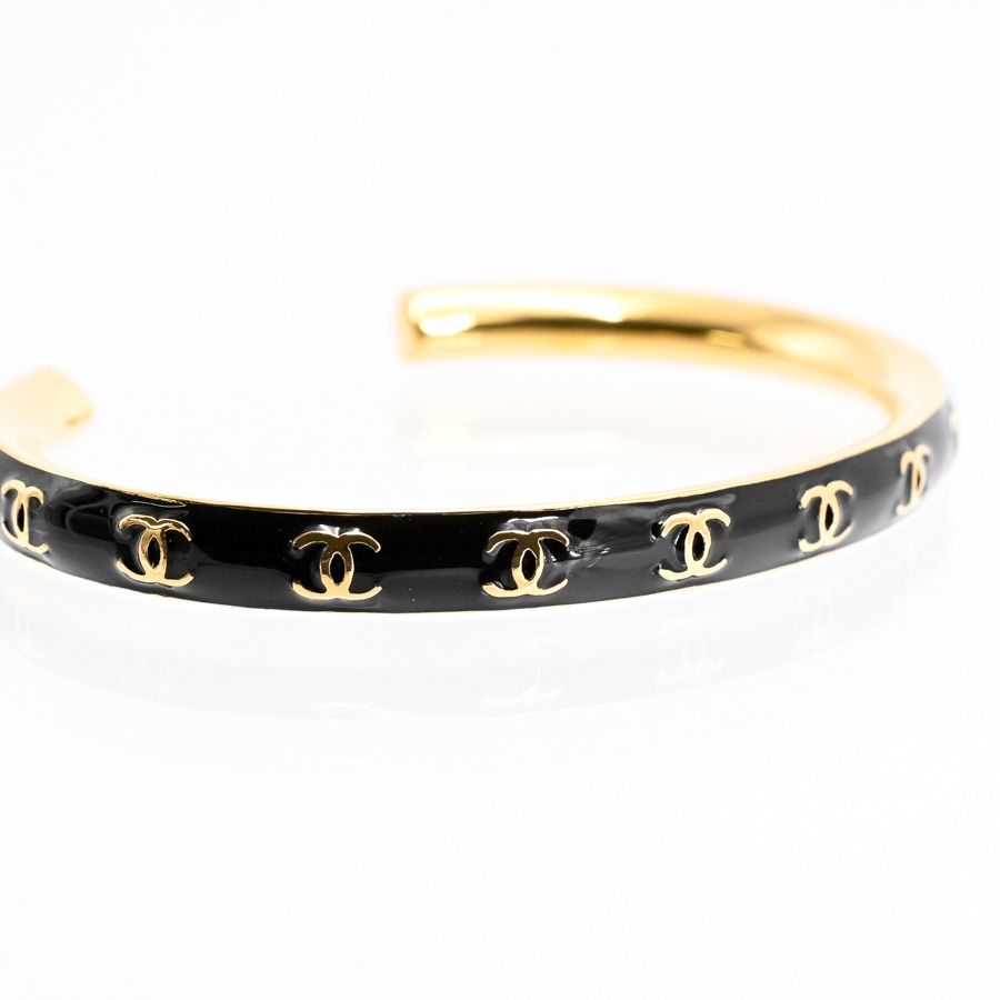 Chanel Bangle Bracelet Gold — view 2