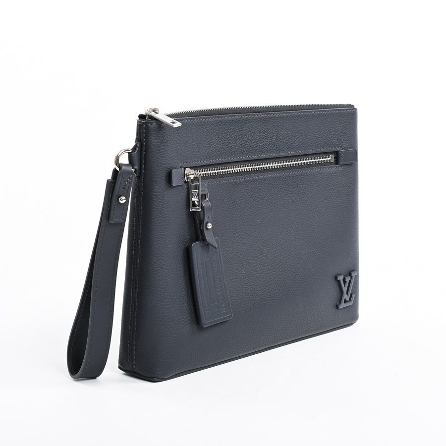Louis Vuitton Clutch Takeoff Pouch — view 2