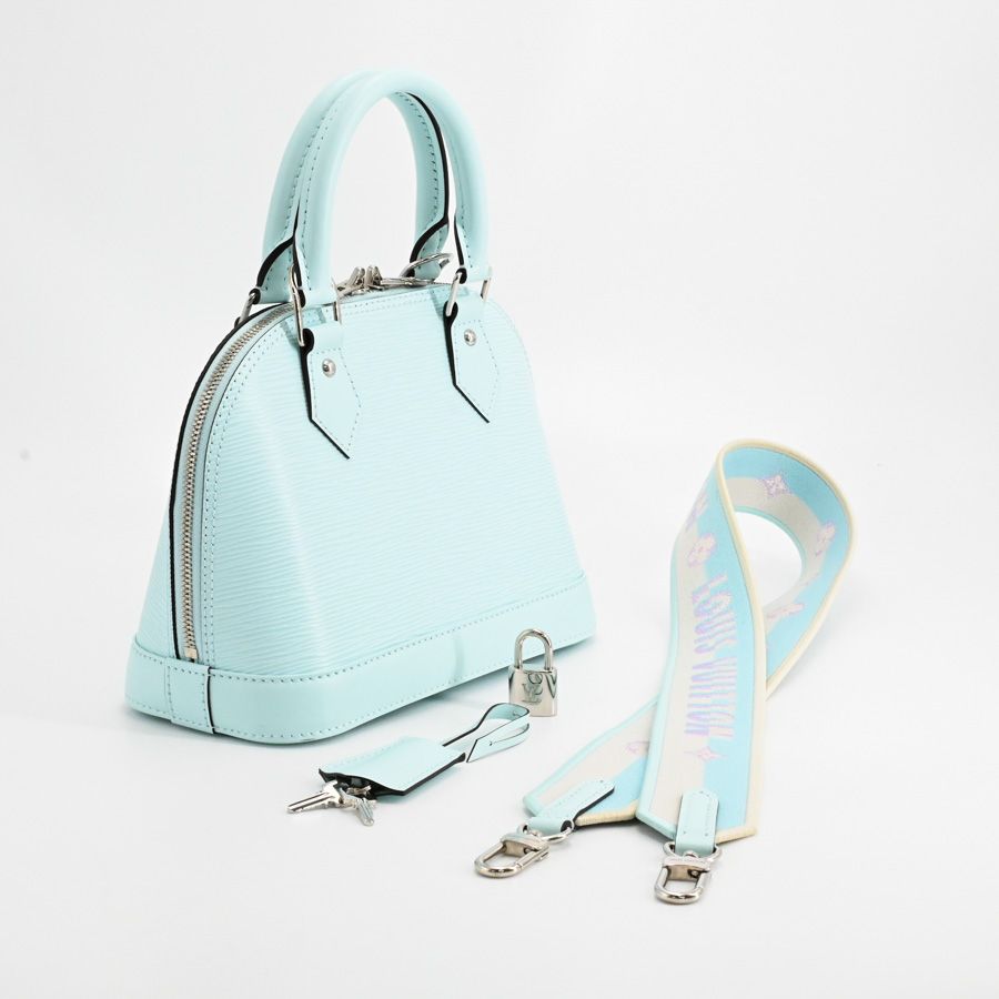 Louis Vuitton Handbag Alma BB — view 2