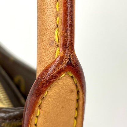 Louis Vuitton GM Shoulder Bag Monogram Brown — view 4
