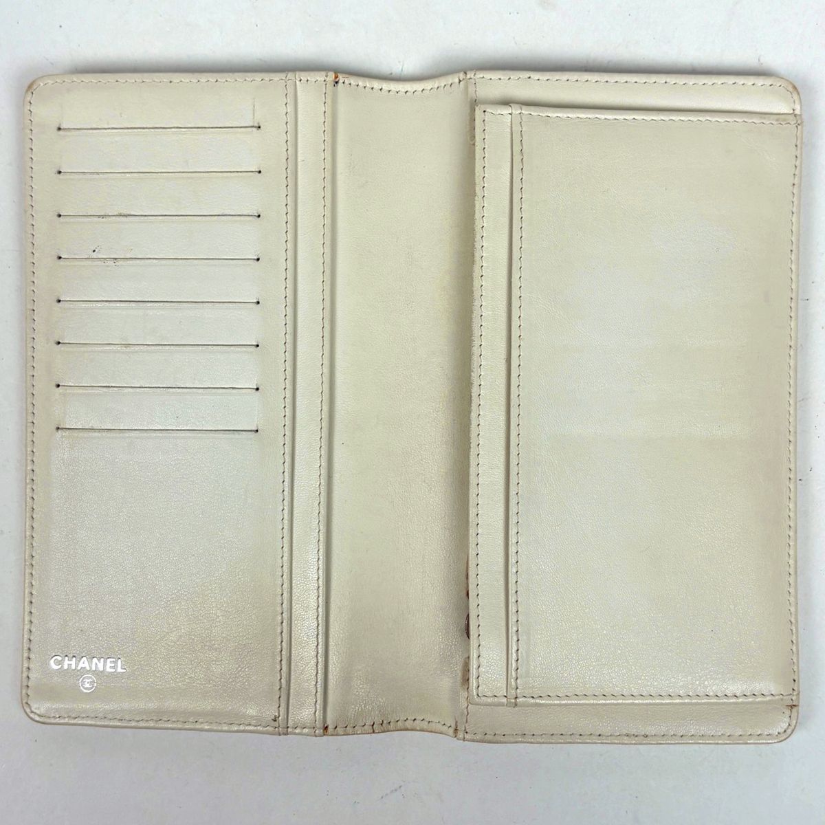 Chanel Kob Wallet CC Logo Leather Black — view 9