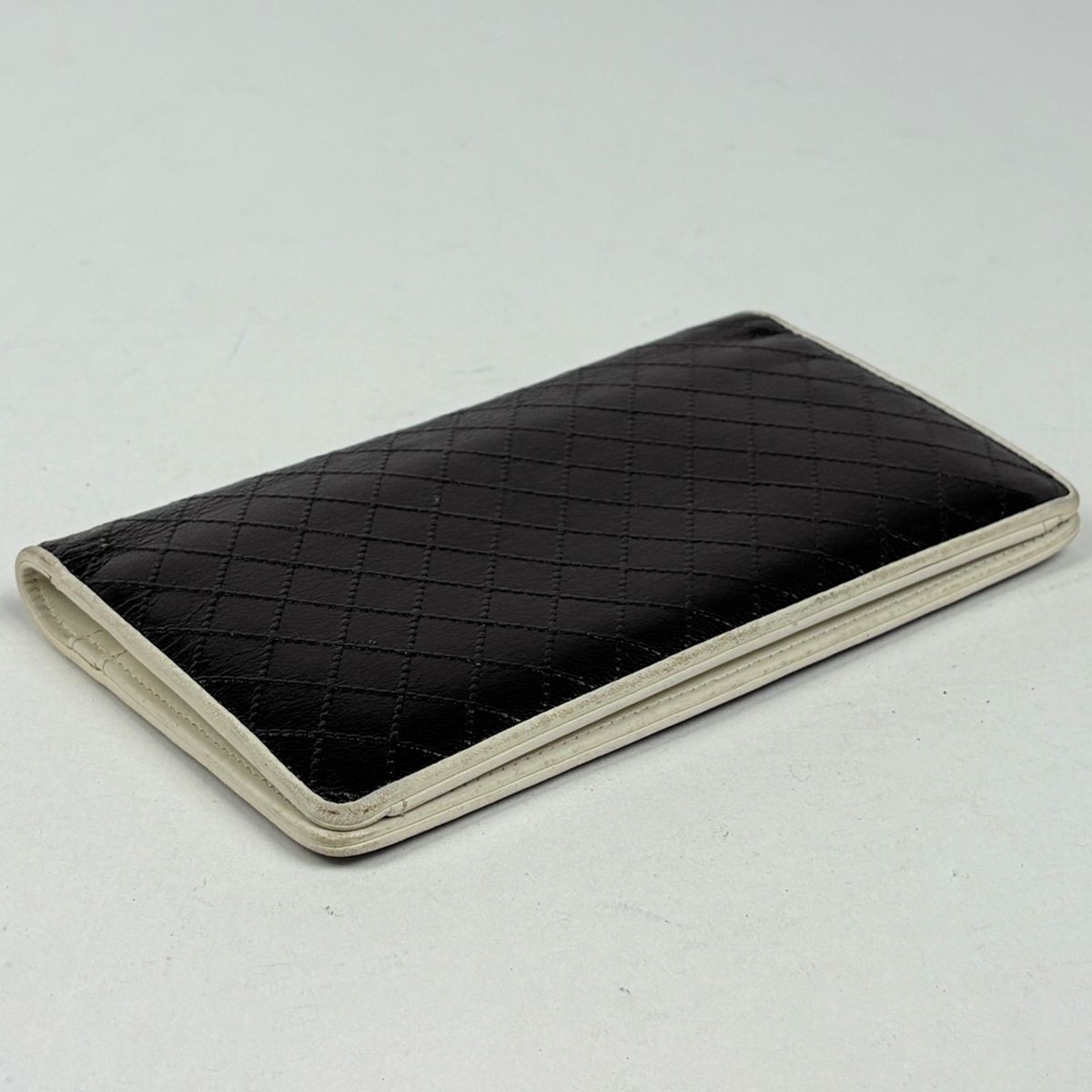 Chanel Kob Wallet CC Logo Leather Black — view 2