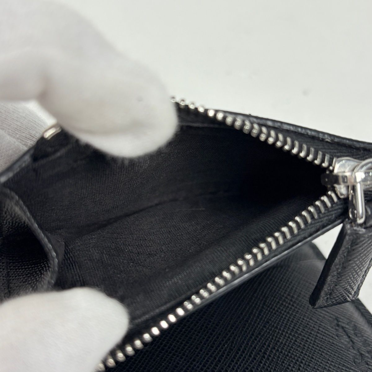 Prada Wallet Saffiano Leather — view 4