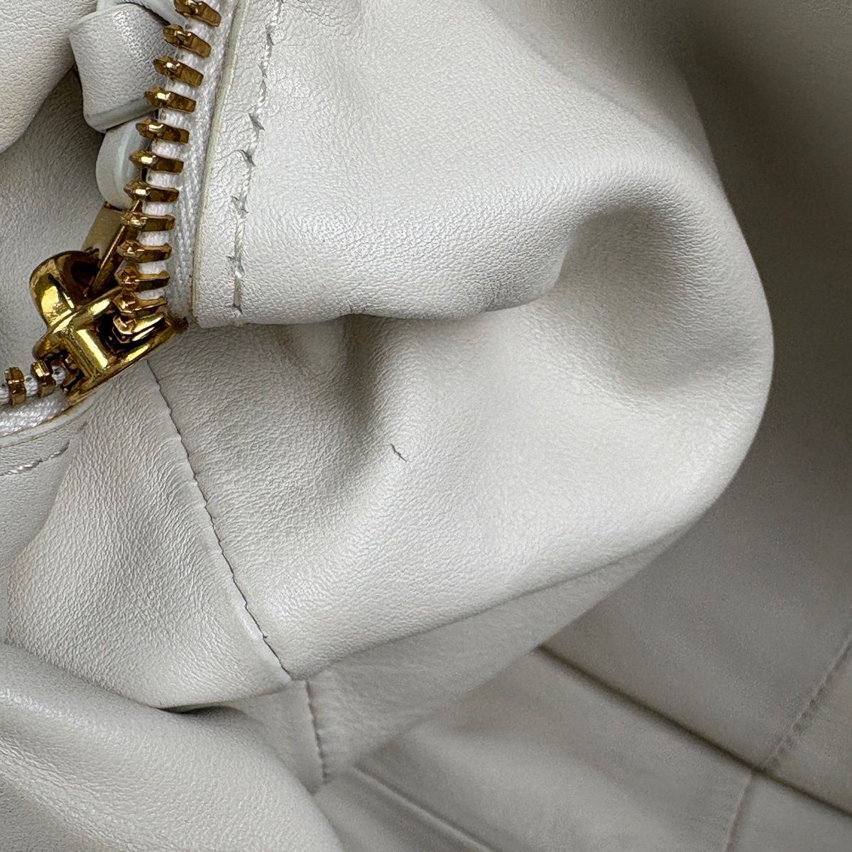 Bottega Veneta Double Ofto Shoulder Bag Leather White — view 9