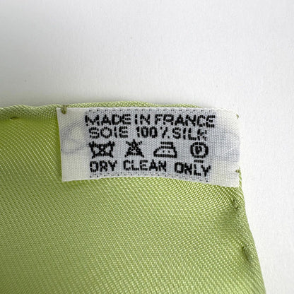 Hermes Carre 90 Des Fleurs Pour Dire Scarf Silk togreen Yellow — view 2