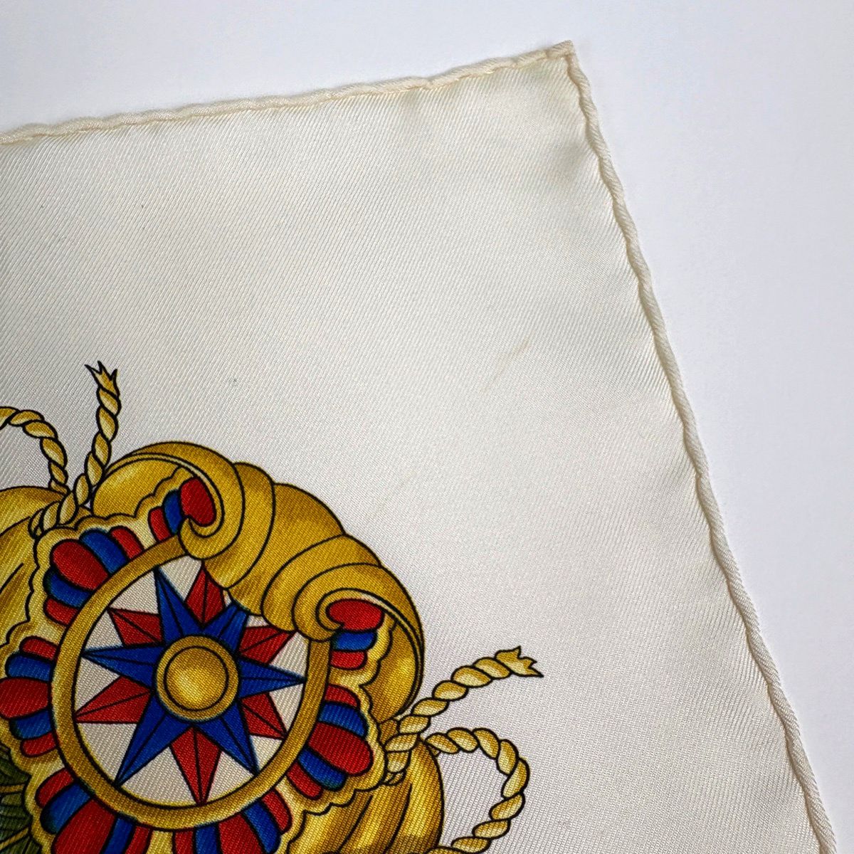 Hermes Carre 90 Voiles Lumiere Scarf Silk White Multicolor — view 4