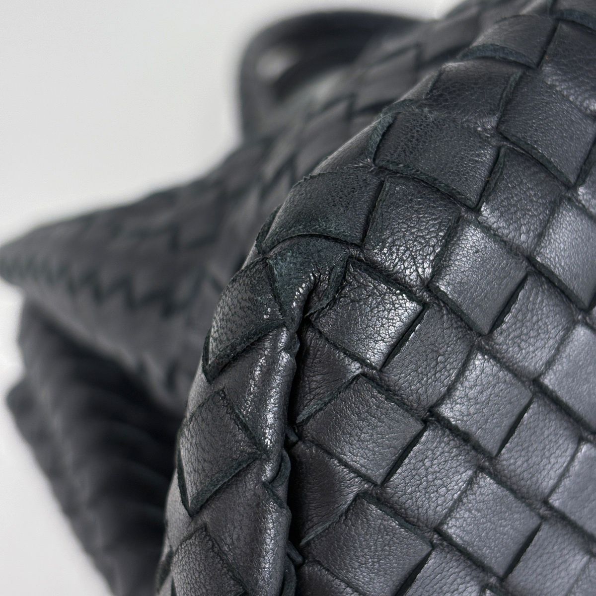 Bottega Veneta bag Handbag Leather Black — view 3