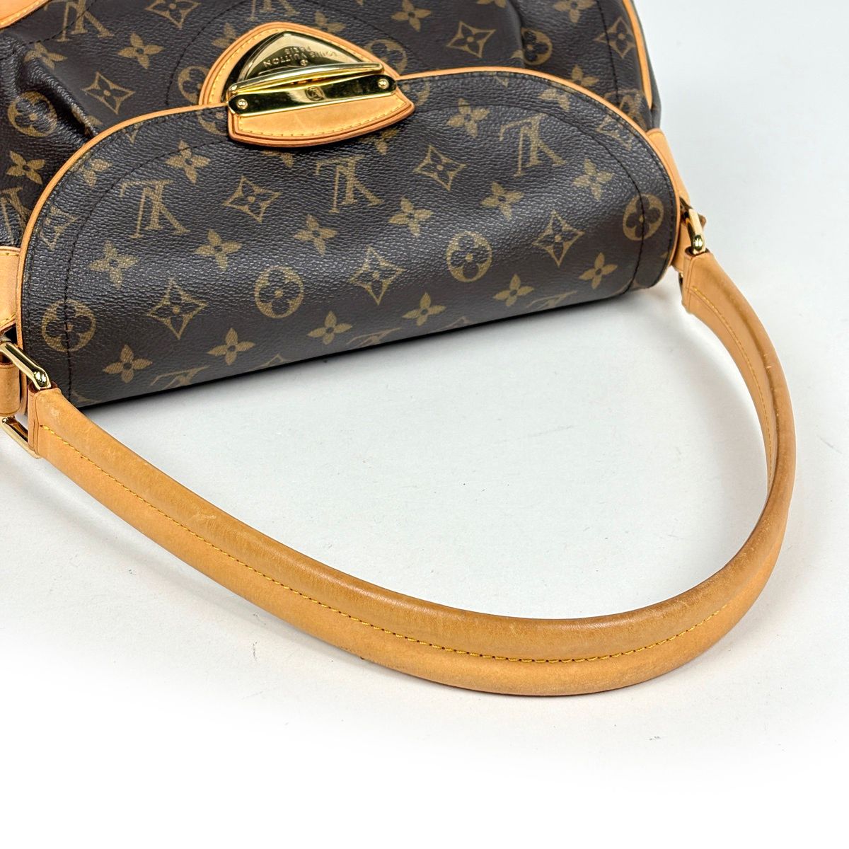 Louis Vuitton Beverly MM Shoulder Bag Monogram Brown — view 6