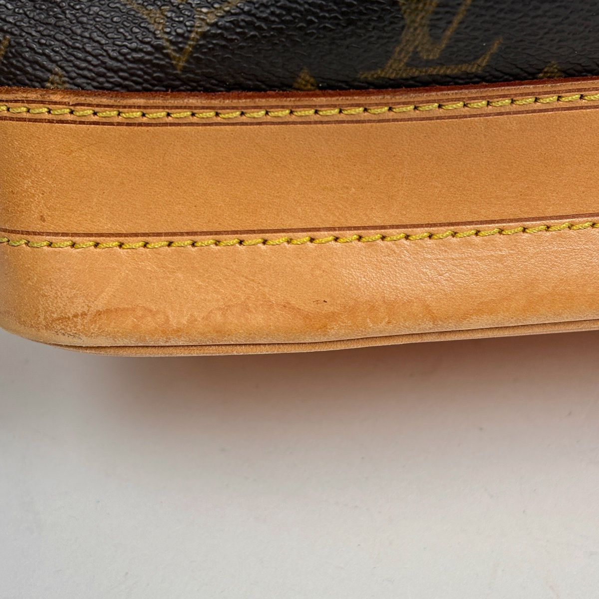 Louis Vuitton Noe Shoulder Drawstring Bag Monogram Brown — view 4
