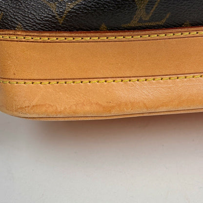 Louis Vuitton Noe Shoulder Drawstring Bag Monogram Brown — view 4