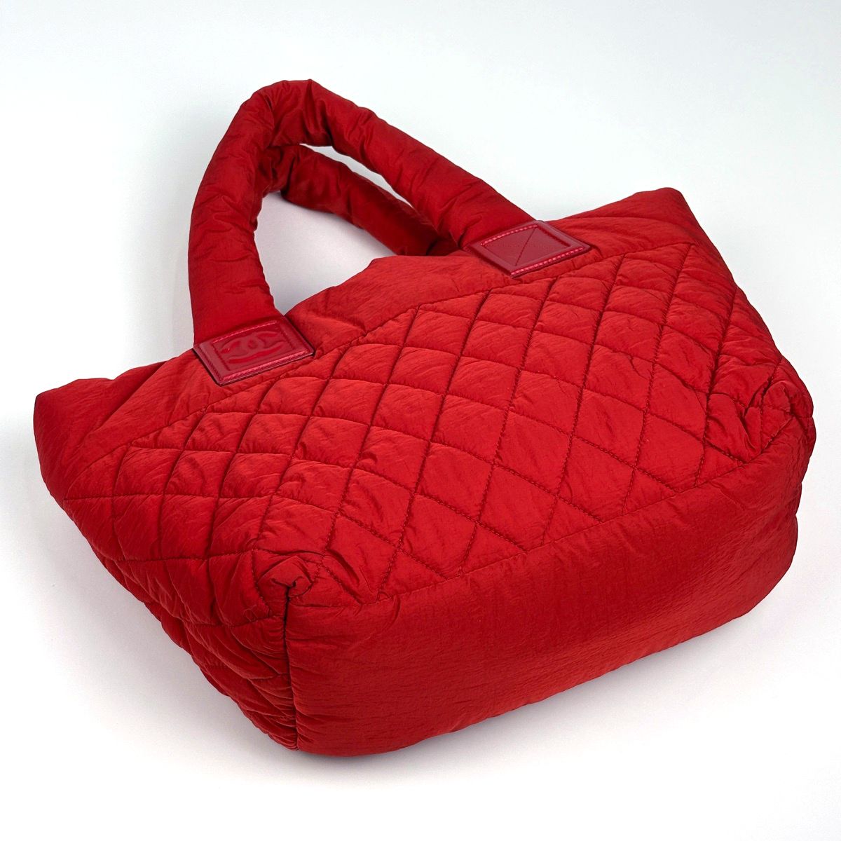 Chanel Tote Nylon Red — view 2