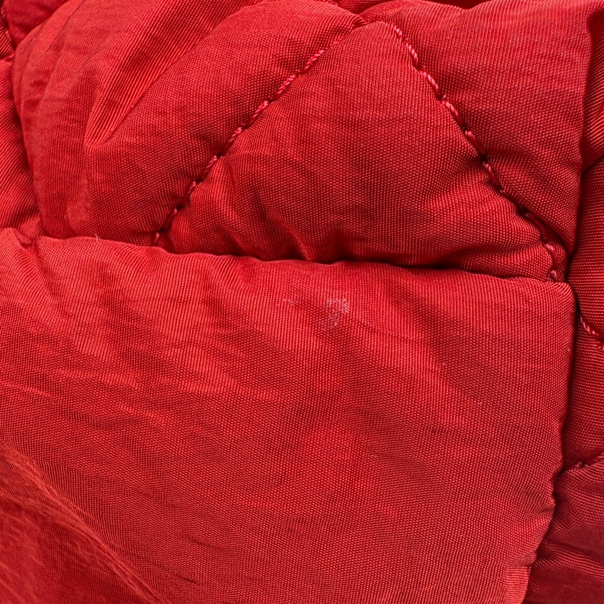 Chanel Tote Nylon Red — view 3