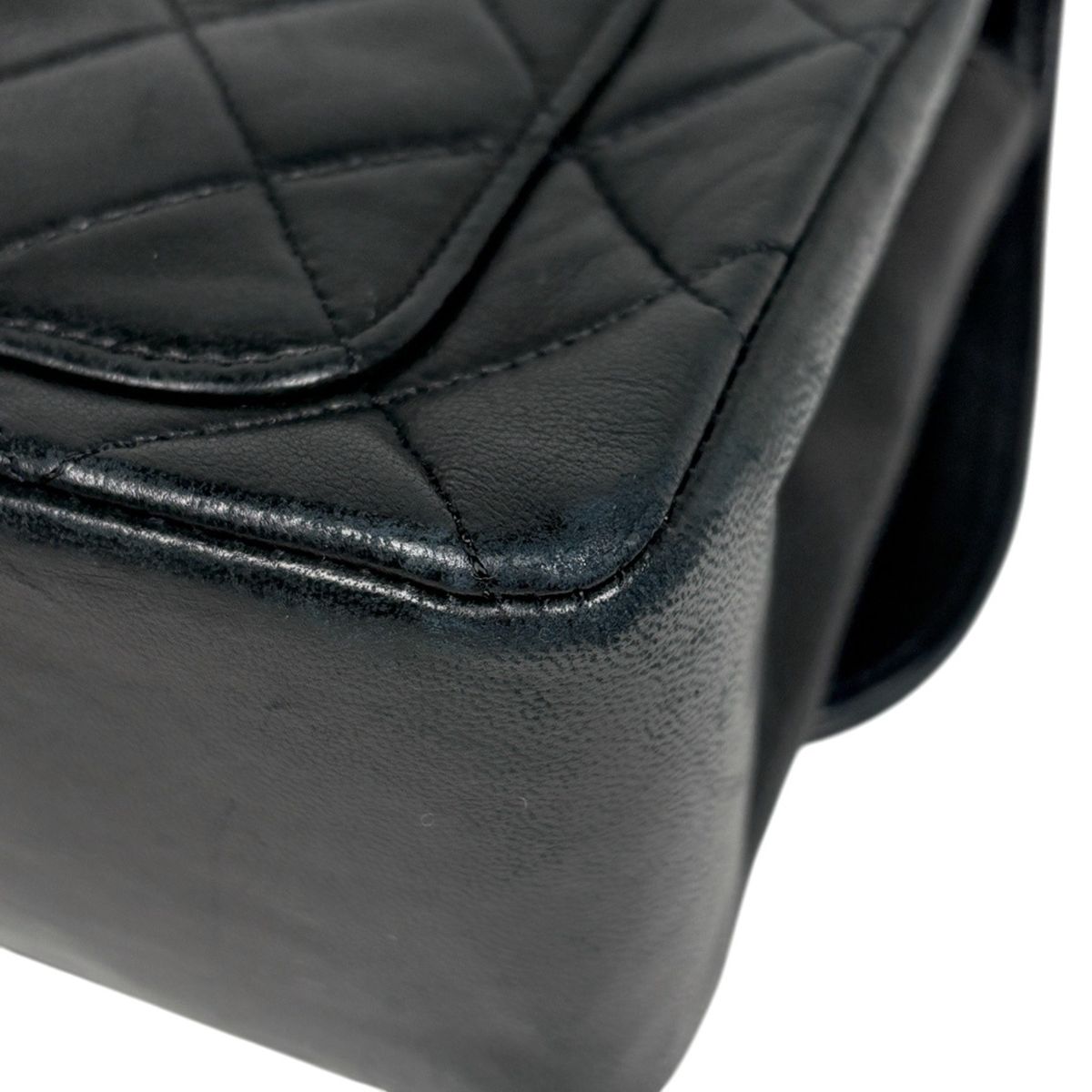 Chanel CC Logo Chain Shoulder Bag Quilted Leather Black — view 6
