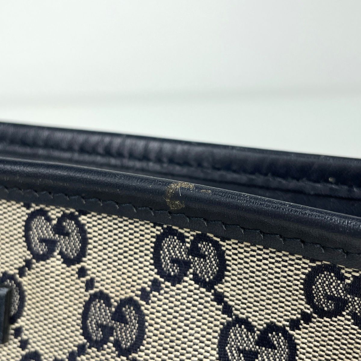 Gucci GG Pattern Shoulder Bag Sherry Line Canvas Navy Beige — view 5