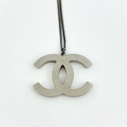 Chanel CC Logo Necklace Quilted Silver Plating — view 2