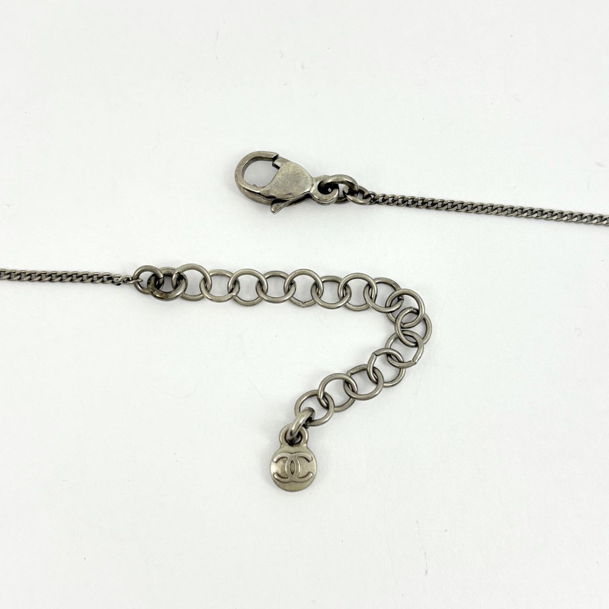 Chanel CC Logo Necklace Quilted Silver Plating — view 3