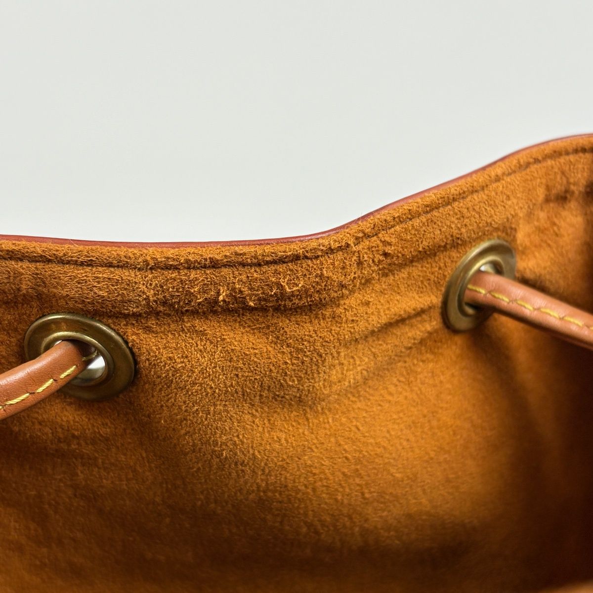 Louis Vuitton Shoulder Bag Purseshape Bag Epi Keabrown — view 7