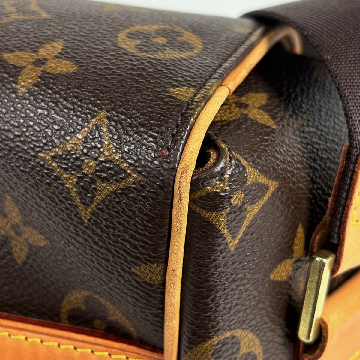 Louis Vuitton bag Shoulder Bag Monogram Brown — view 3
