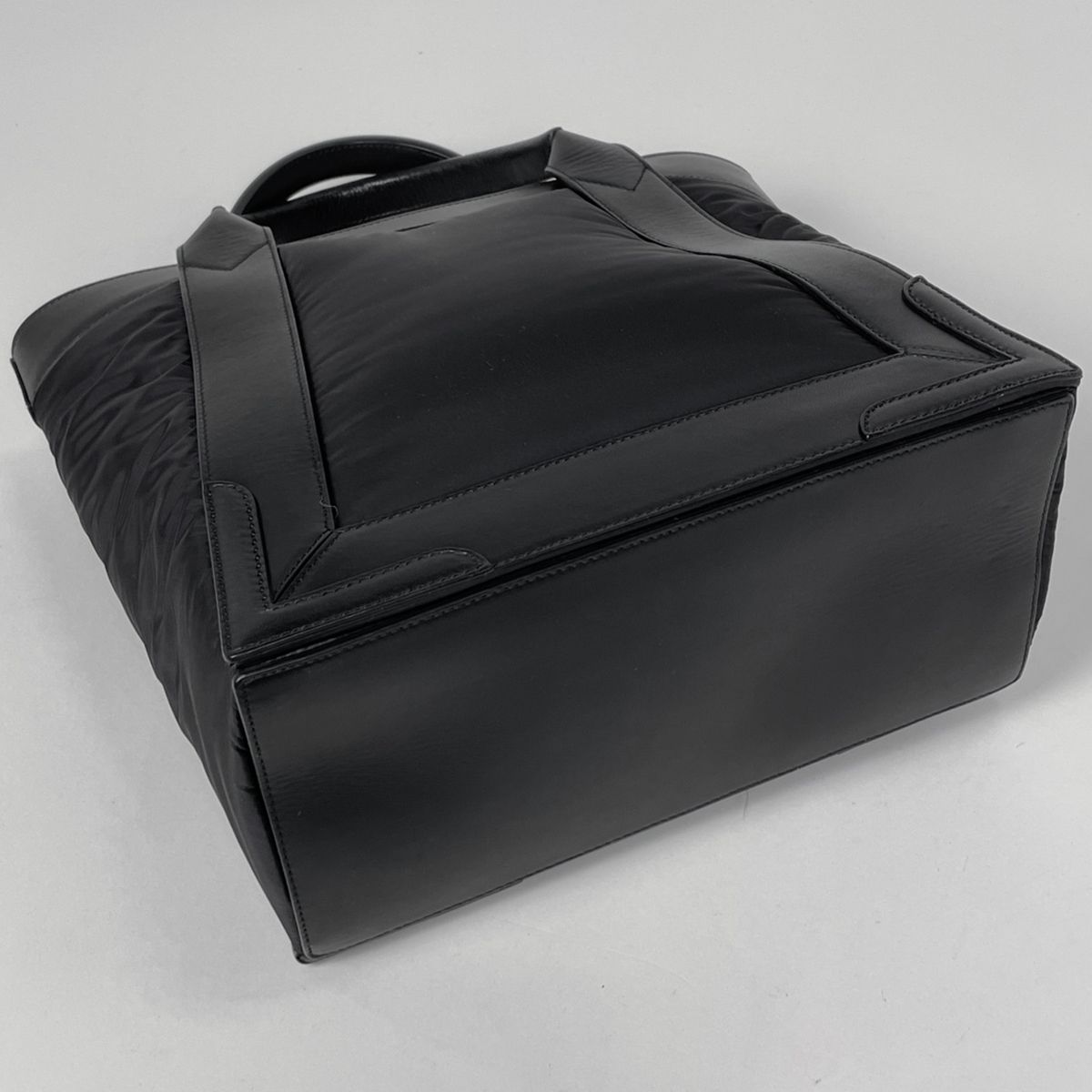 Balenciaga Cabas Tote Nylon Black — view 2
