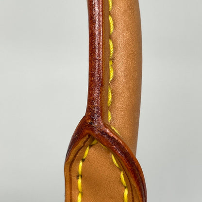 Louis Vuitton Alma Handbag Monogram Brown — view 5