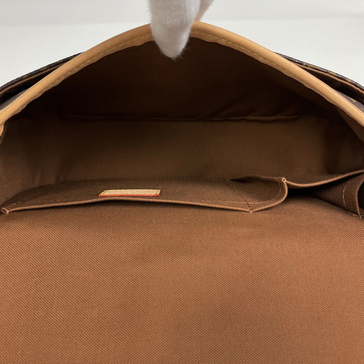 Louis Vuitton Sologne Crossbody Shoulder Bag Monogram Brown — view 7