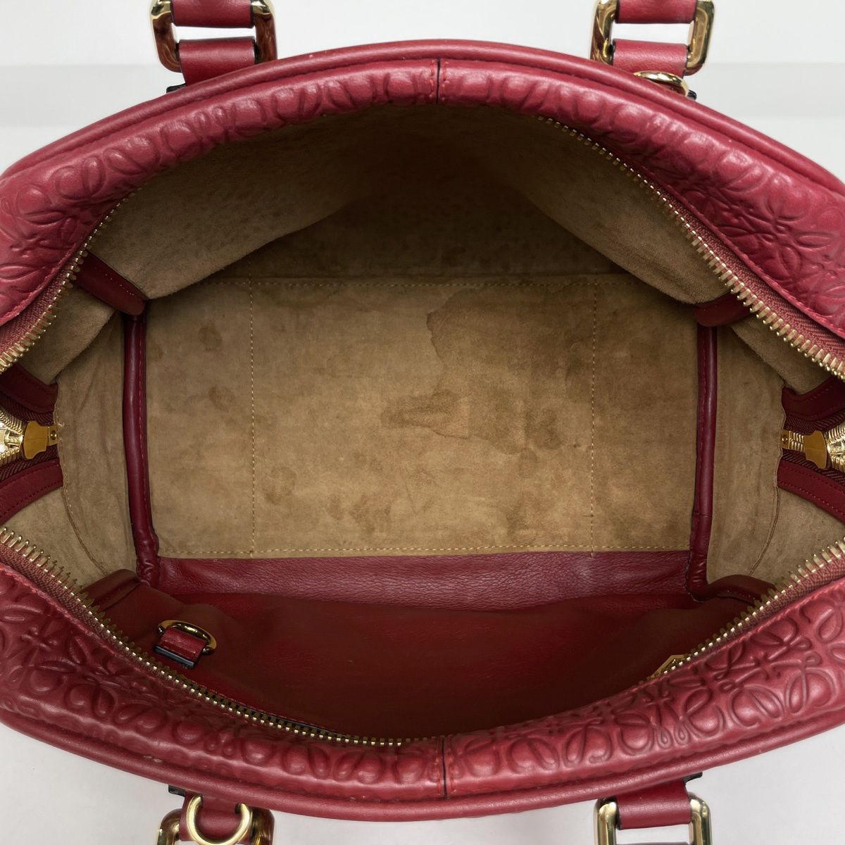 Loewe Anagram Handbag 2-Way Leather Red — view 7
