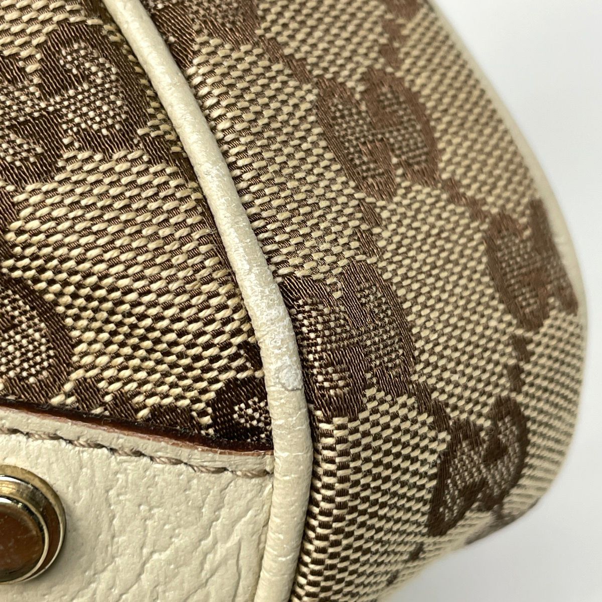 Gucci GG Pattern Shoulder Bag Abbey Canvas Beige — view 3