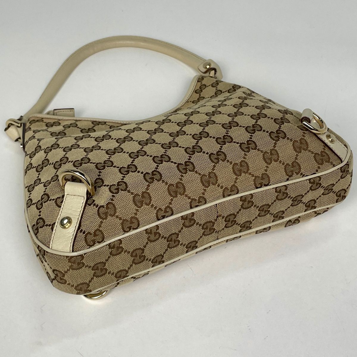 Gucci GG Pattern Shoulder Bag Abbey Canvas Beige — view 2