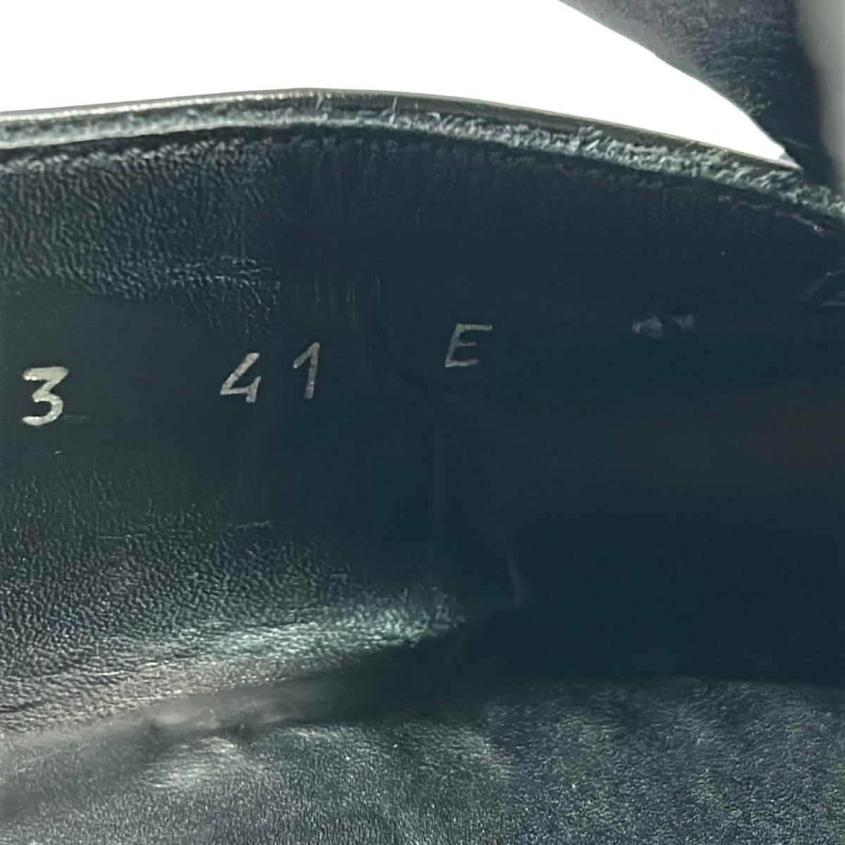 Gucci Loafers 41 Black Plate Logo Leather — view 6
