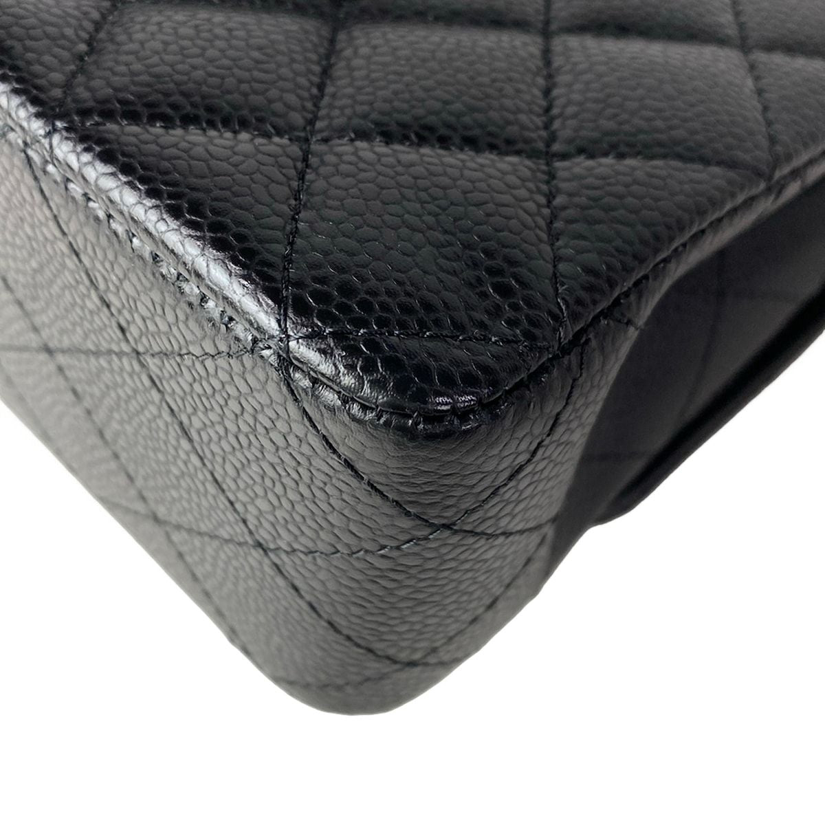 Chanel Shoulder Bag Double Quilted Black Gold — view 9
