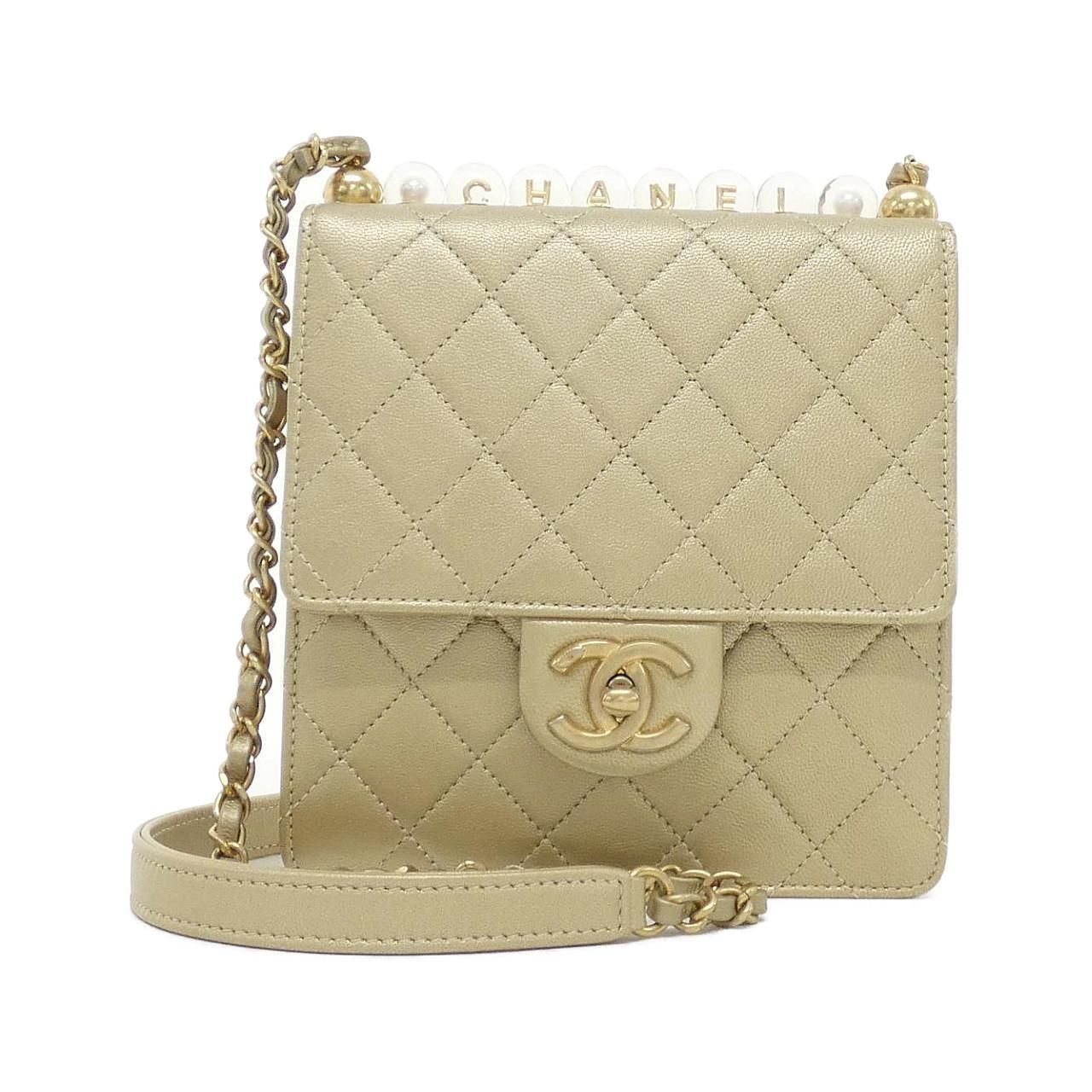 Chanel Shoulder Bag Gold