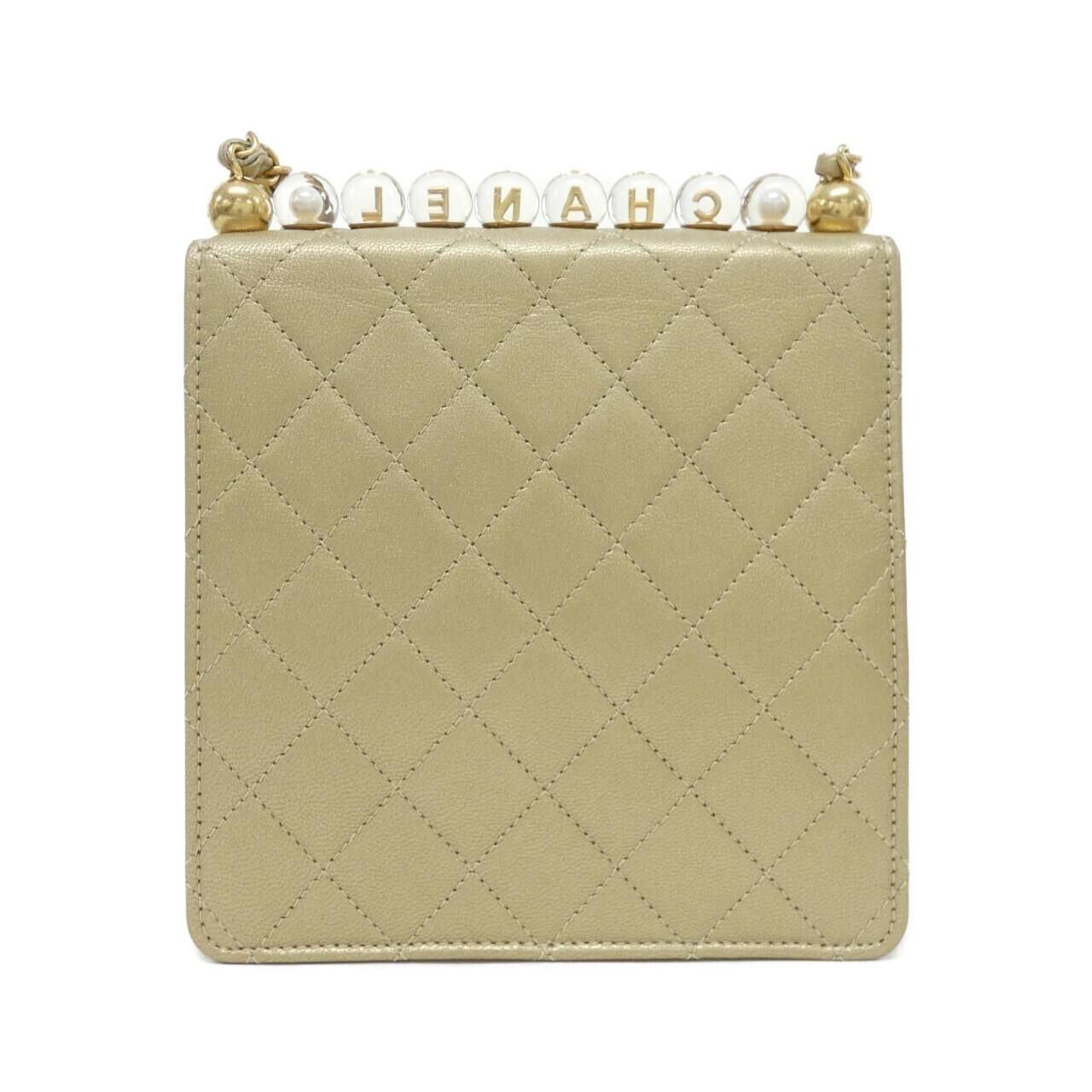 Chanel Shoulder Bag Gold — view 2
