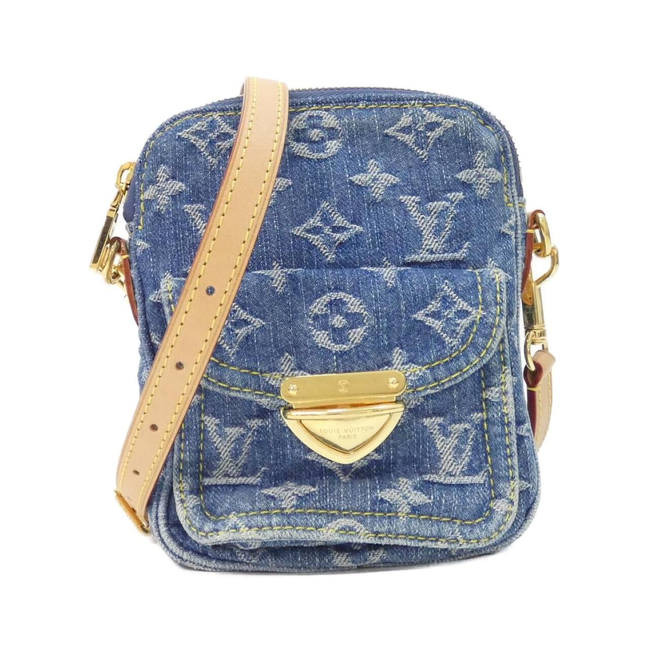 Louis Vuitton LV Pochette Shoulder Bag