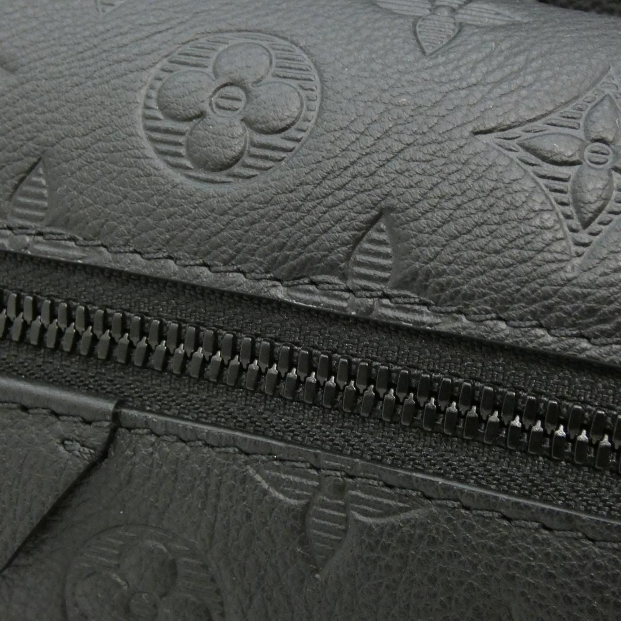 Louis Vuitton Monogram Shadow Discovery Backpack PM Sac — view 7