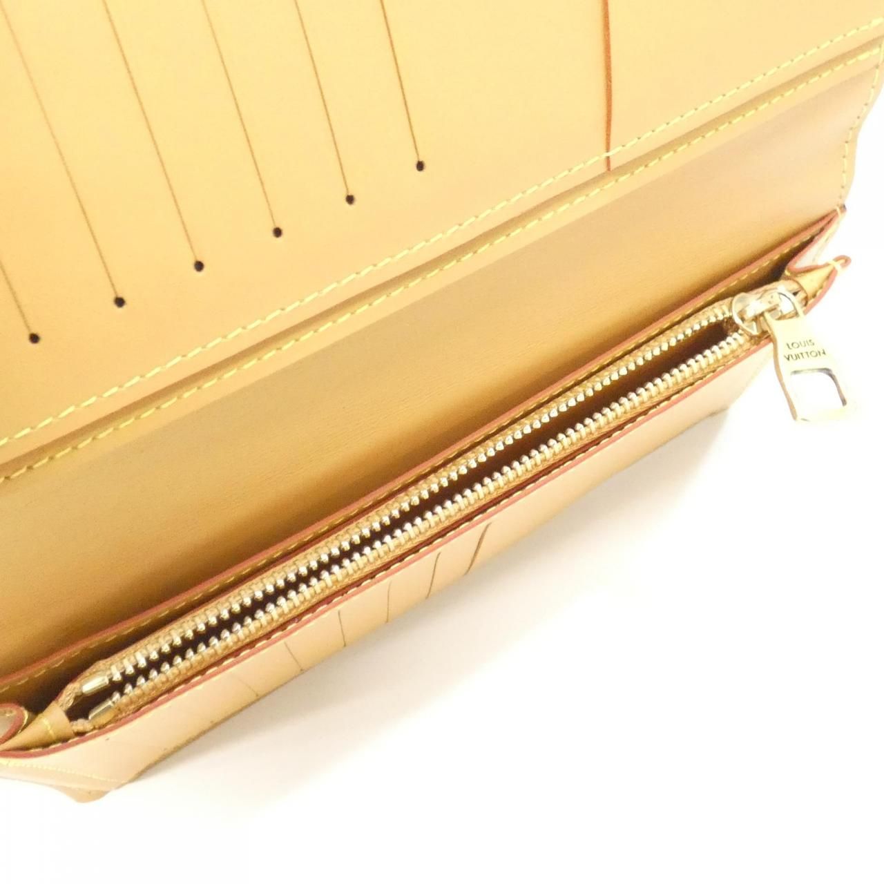 Louis Vuitton Ofto Monogram Portefeuille Brazza Wallet — view 6