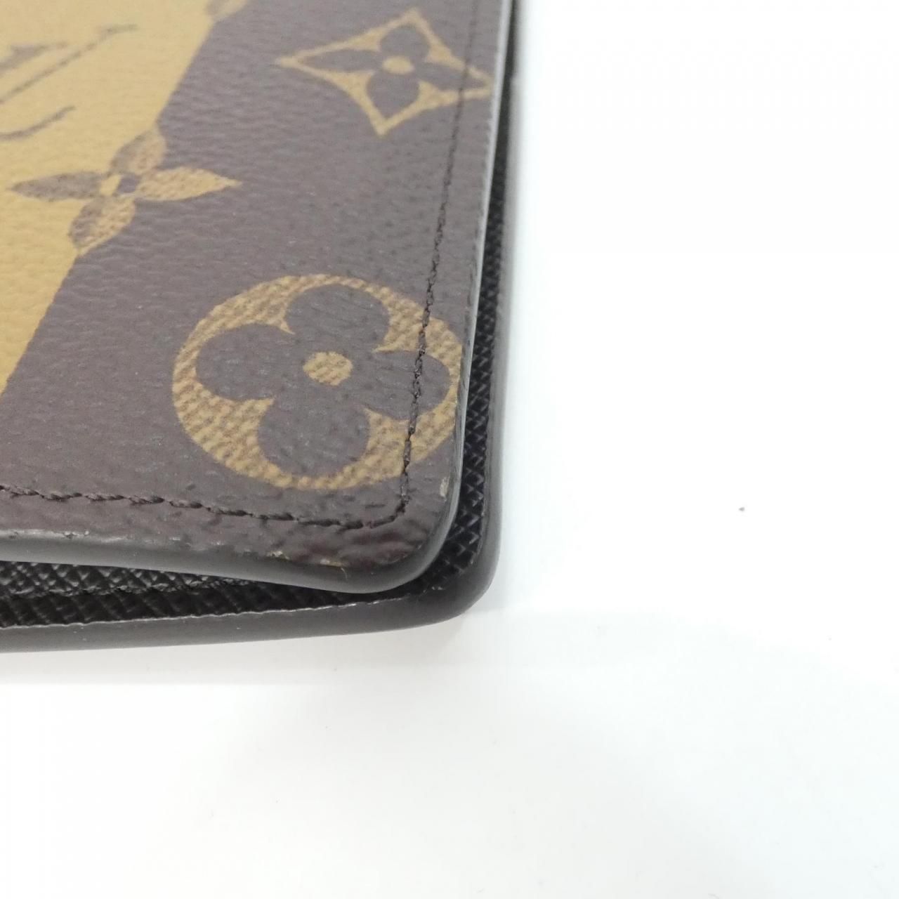 Louis Vuitton Monogram Portefeuille Brazza Wallet — view 3