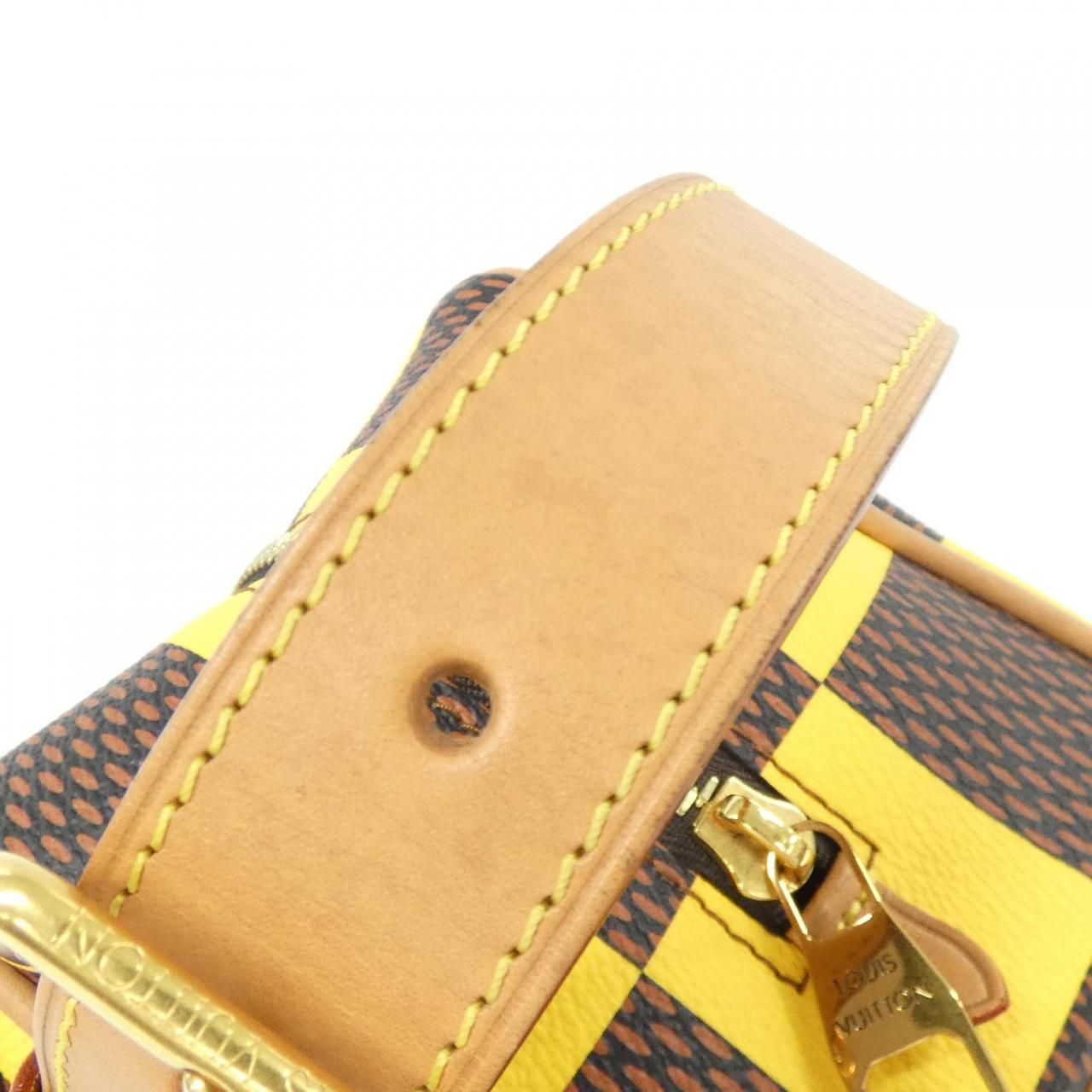 Louis Vuitton Damier Treeto Pouch — view 4