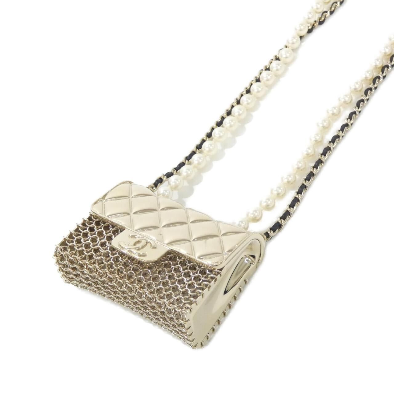 Chanel Necklace Gold