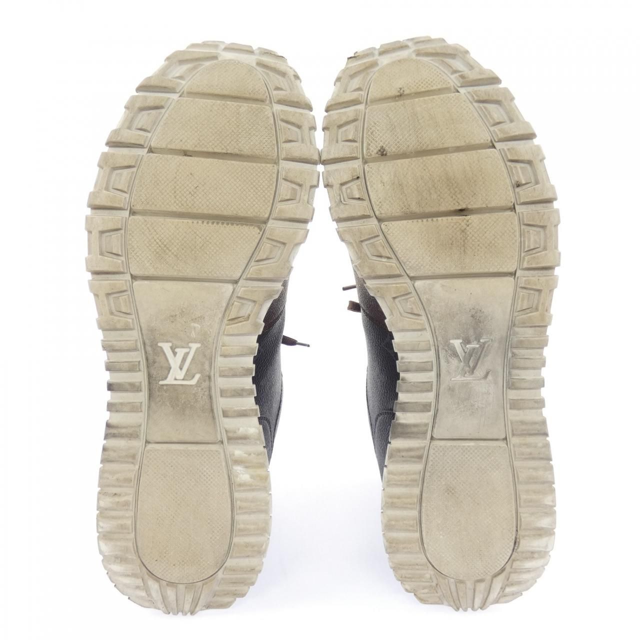 Louis Vuitton Run Away Line Sneakers — view 4