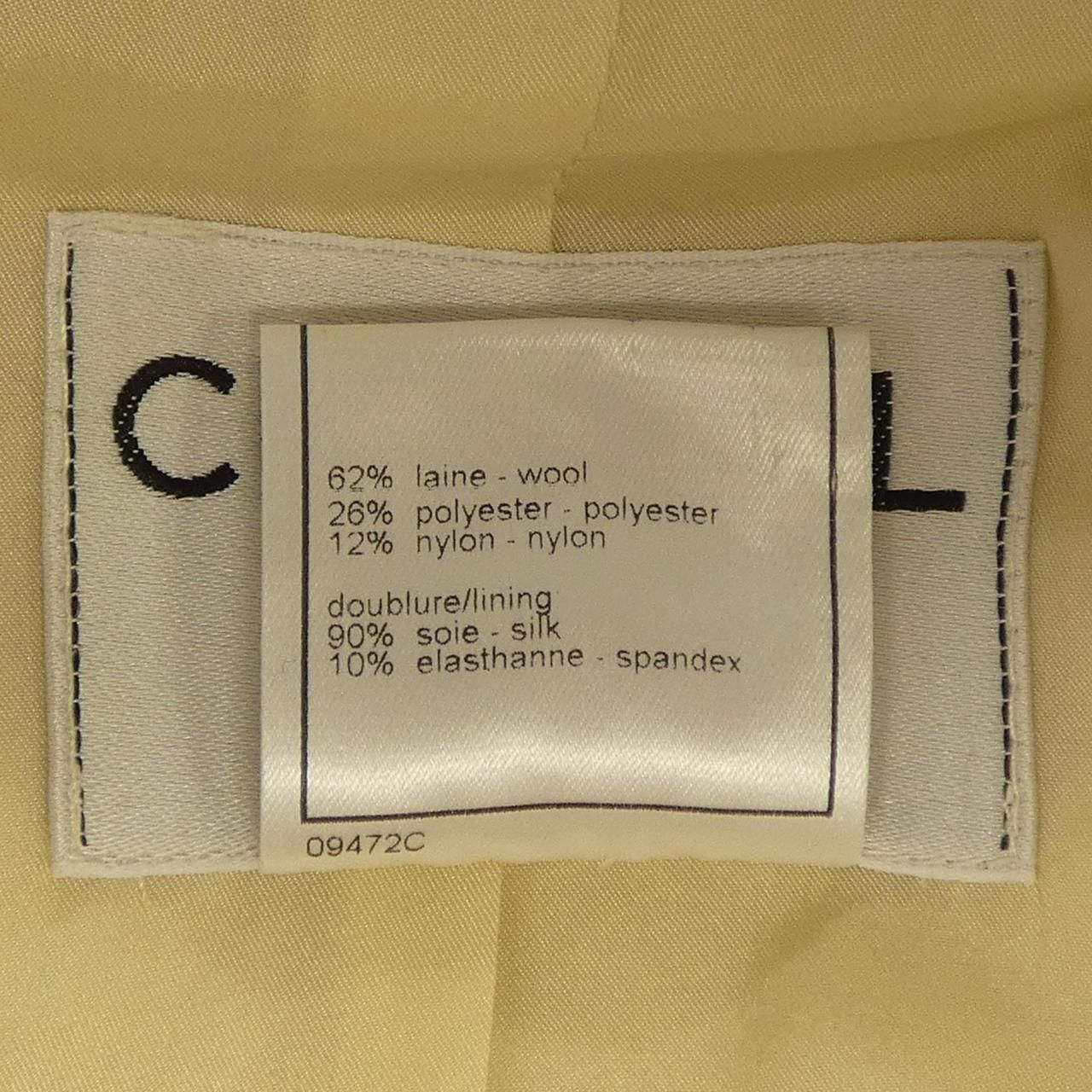Chanel Vintage 00c Jacket — view 3