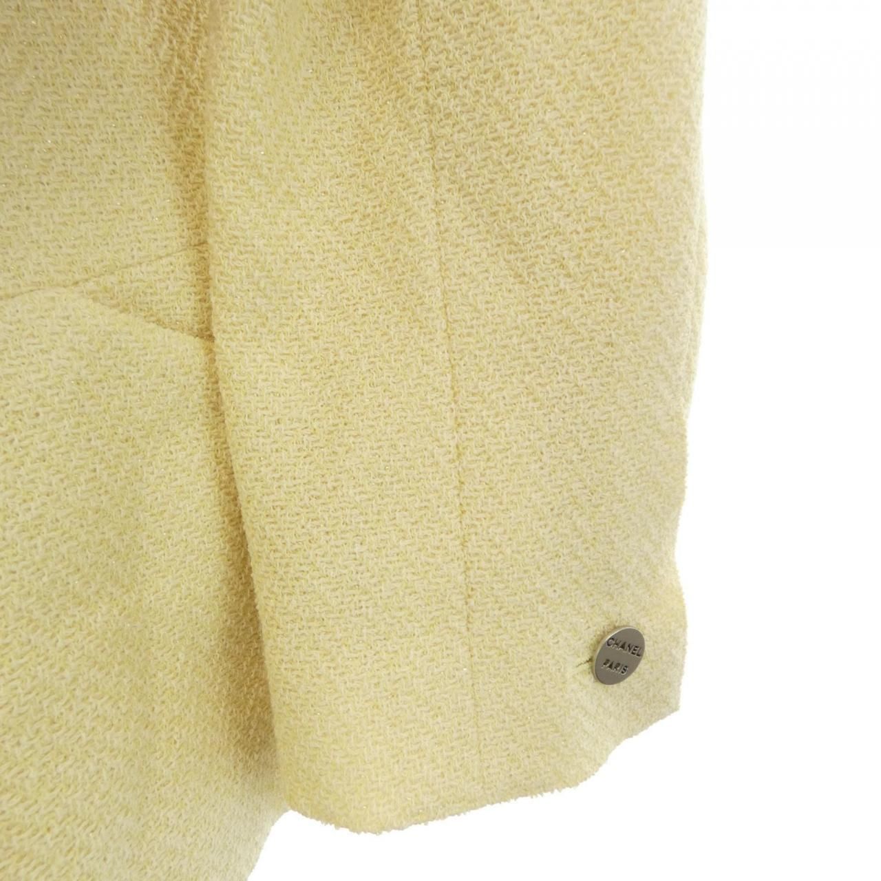Chanel Vintage 00c Jacket — view 6