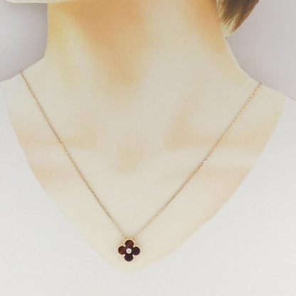 Van Cleef & Arpels Vintage Alhambra Holiday Limited Necklace — view 6