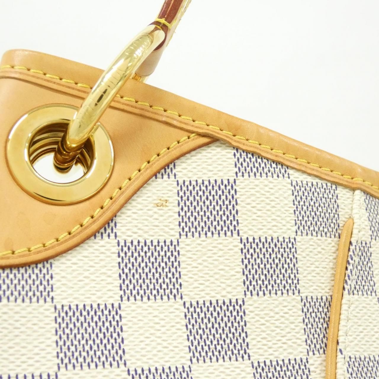 Louis Vuitton Damier Azur PM Shoulder Bag — view 4